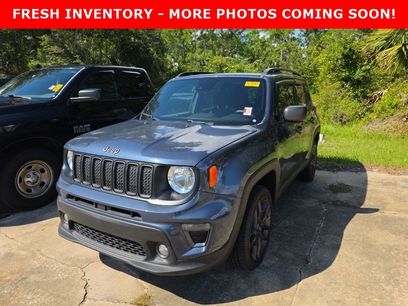 Used 2021 Jeep Renegade Latitude w/ Sun & Sound Group