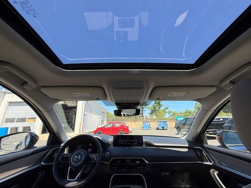 Used 2024 MAZDA CX-90 Plug-In Hybrid w/ Preferred AWD/4WD image 24