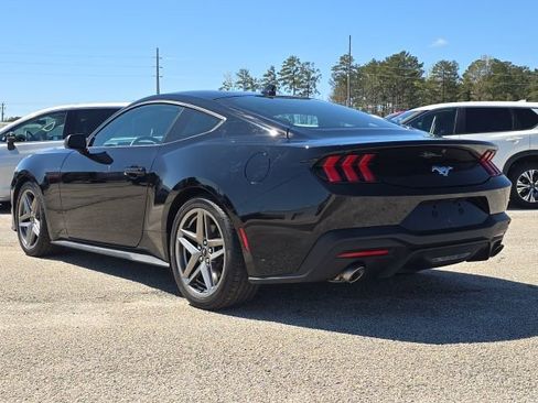 Used 2024 Ford Mustang EcoBoost image 3