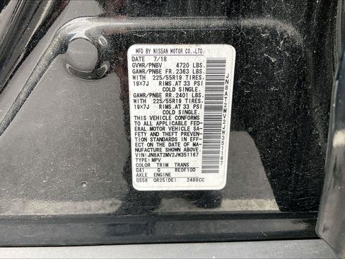 Used 2018 Nissan Rogue SL w/ Premium Package image 3