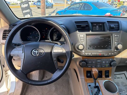 Used 2008 Toyota Highlander Limited image 31