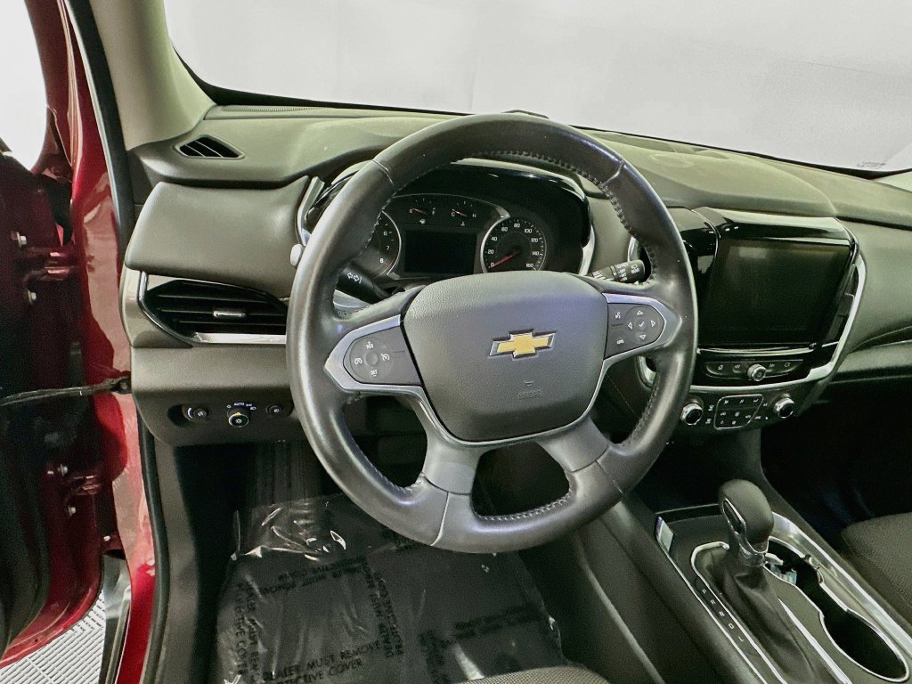 Used 2021 Chevrolet Traverse LT FWD image 16