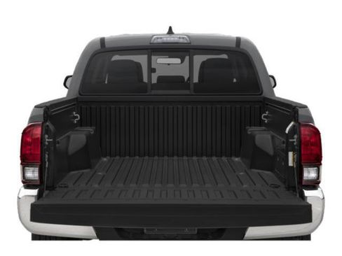 Certified 2022 Toyota Tacoma SR5 AWD/4WD image 11