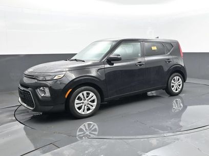 Used 2022 Kia Soul LX