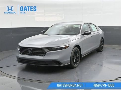 New 2025 Honda Accord SE image 6