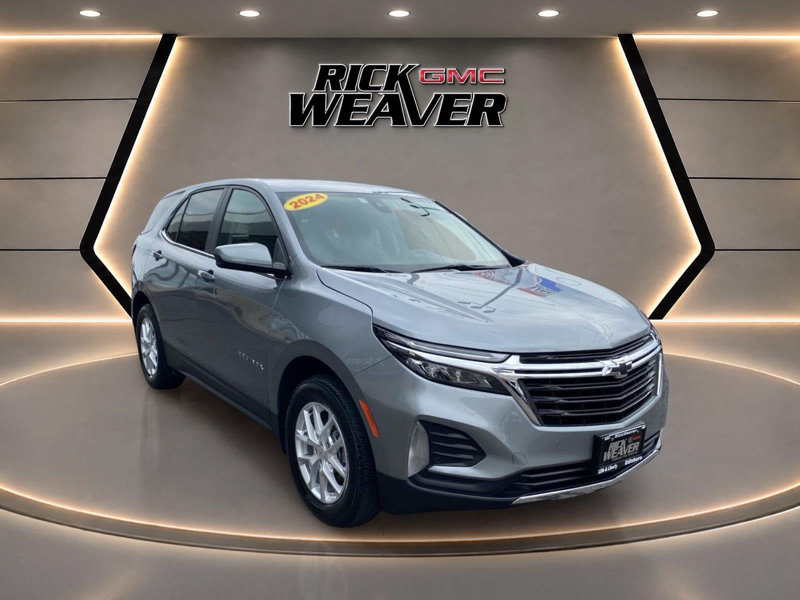 Used 2024 Chevrolet Equinox LT w/ LPO, Floor Liner Package AWD/4WD image 9