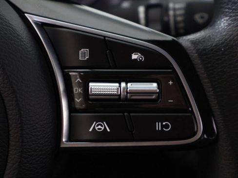 Used 2023 Kia Forte LXS w/ LXS Technology Package FWD image 38