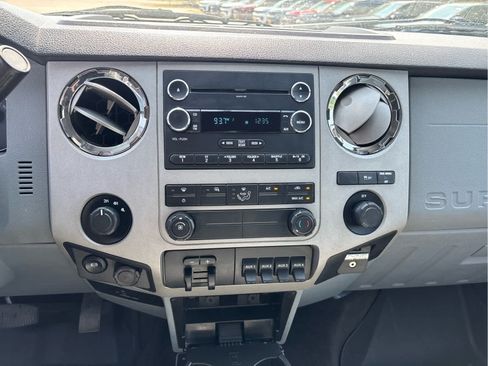Used 2015 Ford F250 XLT w/ XLT Value Package AWD/4WD image 11