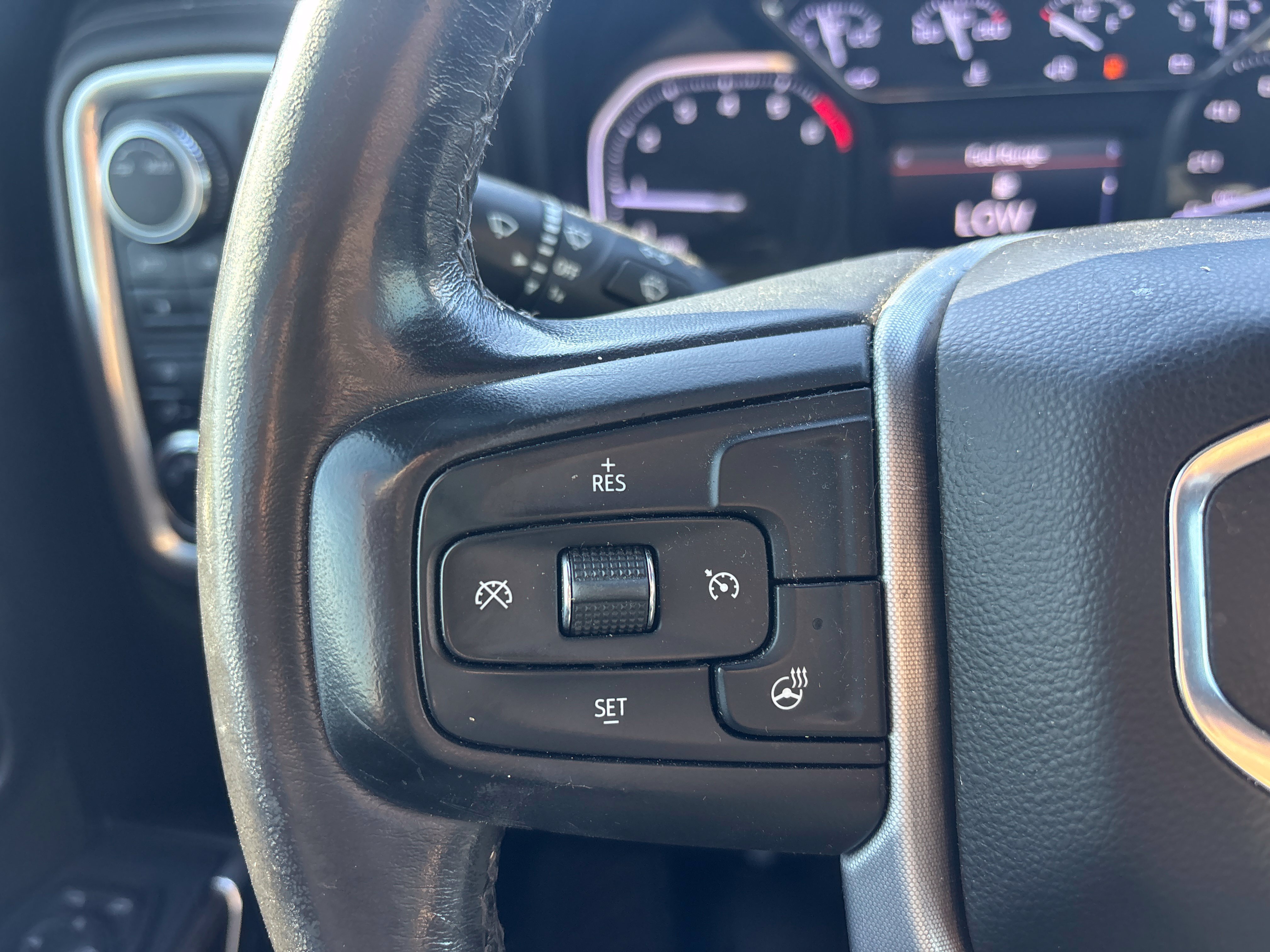 Used 2022 GMC Sierra 3500 SLE w/ SLE Convenience Package AWD/4WD image 15
