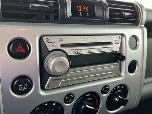 Used 2007 Toyota FJ Cruiser 4WD image 19