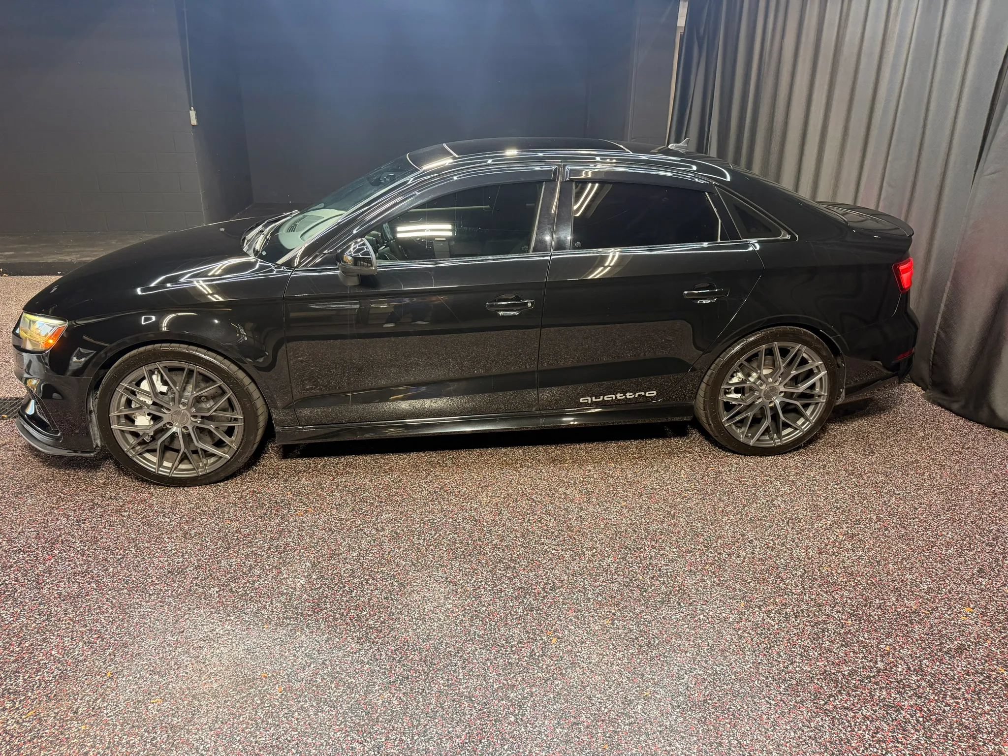 Used 2019 Audi RS 3 w/ Technology Package AWD/4WD image 5