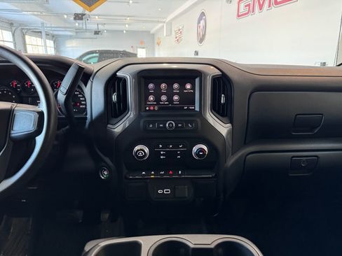 Certified 2022 GMC Sierra 1500 Pro w/ Pro Value Package image 17