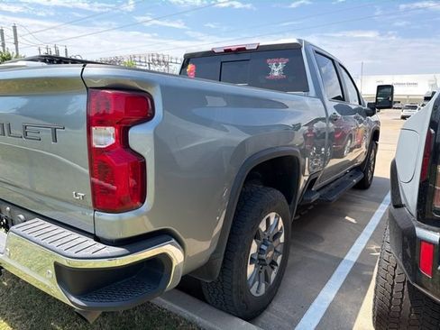 Used 2024 Chevrolet Silverado 2500 LT w/ Texas Edition AWD/4WD image 3