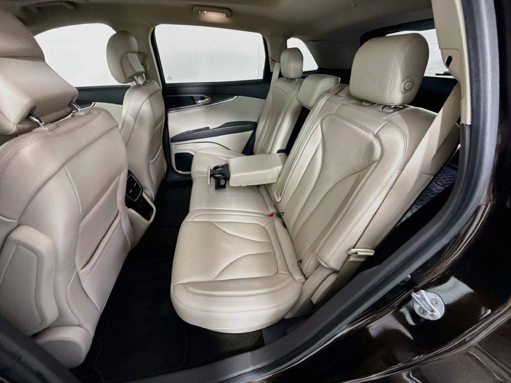 Used 2019 Lincoln Nautilus Reserve FWD image 26