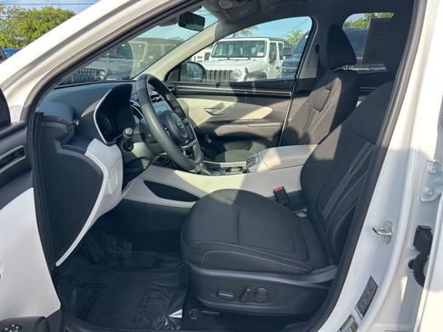 Used 2024 Hyundai Tucson SEL FWD image 9