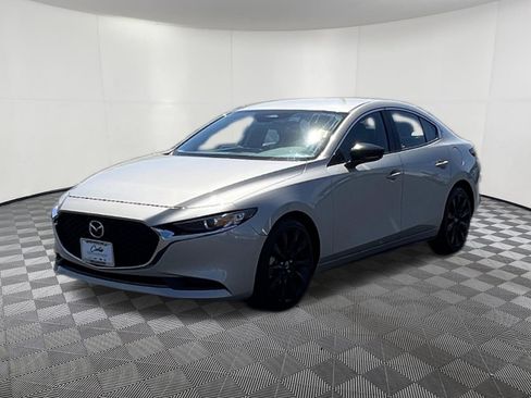 Used 2024 MAZDA MAZDA3 s FWD image 3