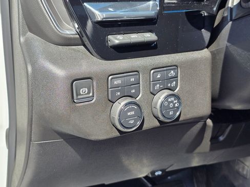Used 2025 Chevrolet Silverado 2500 LTZ w/ LTZ Plus Package AWD/4WD image 25