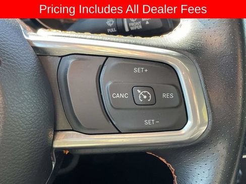 Used 2023 Jeep Gladiator Mojave AWD/4WD image 21
