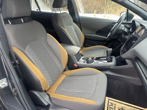Used 2024 Subaru Crosstrek 2.5i Sport w/ Crosstrek Mirror Package AWD/4WD image 18