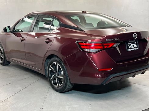 Used 2024 Nissan Sentra SV FWD image 3