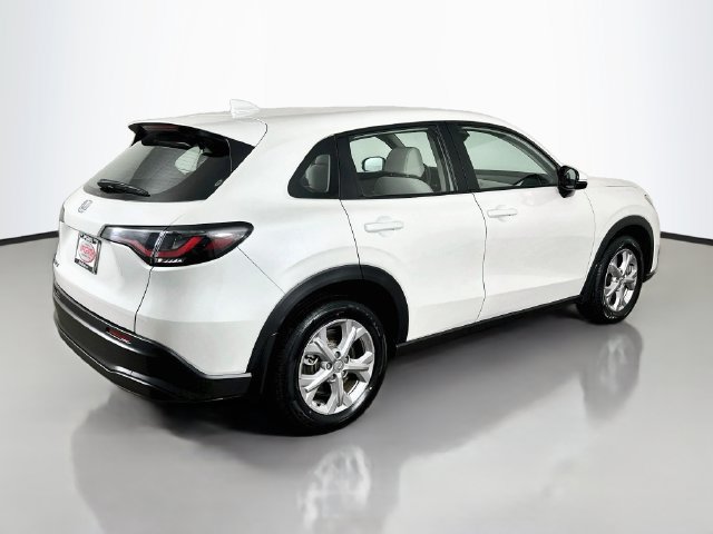Certified 2024 Honda HR-V LX image 17