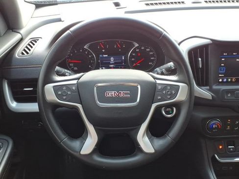 Used 2020 GMC Terrain SLE w/ Driver Convenience Package FWD image 11