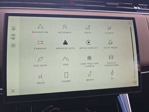 New 2026 Land Rover Range Rover Sport Dynamic SE image 14