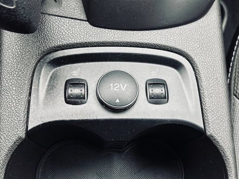 Used 2014 Ford Focus SE w/ SE Winter Package FWD image 36