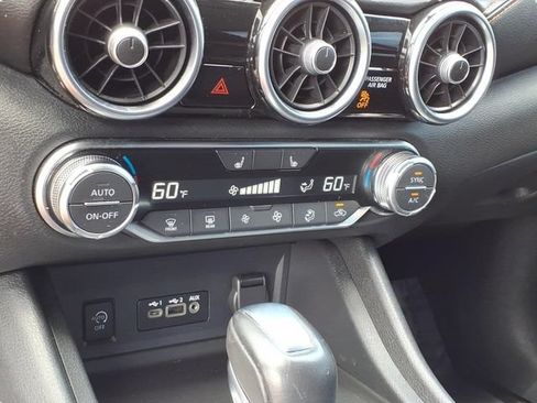 Used 2024 Nissan Sentra SR FWD image 13