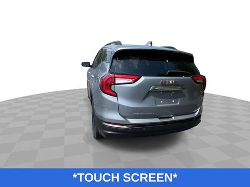 Used 2024 GMC Terrain SLE w/ Driver Convenience Package FWD image 8