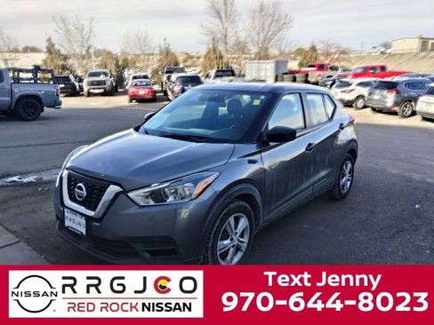 Used 2020 Nissan Kicks S FWD image 1