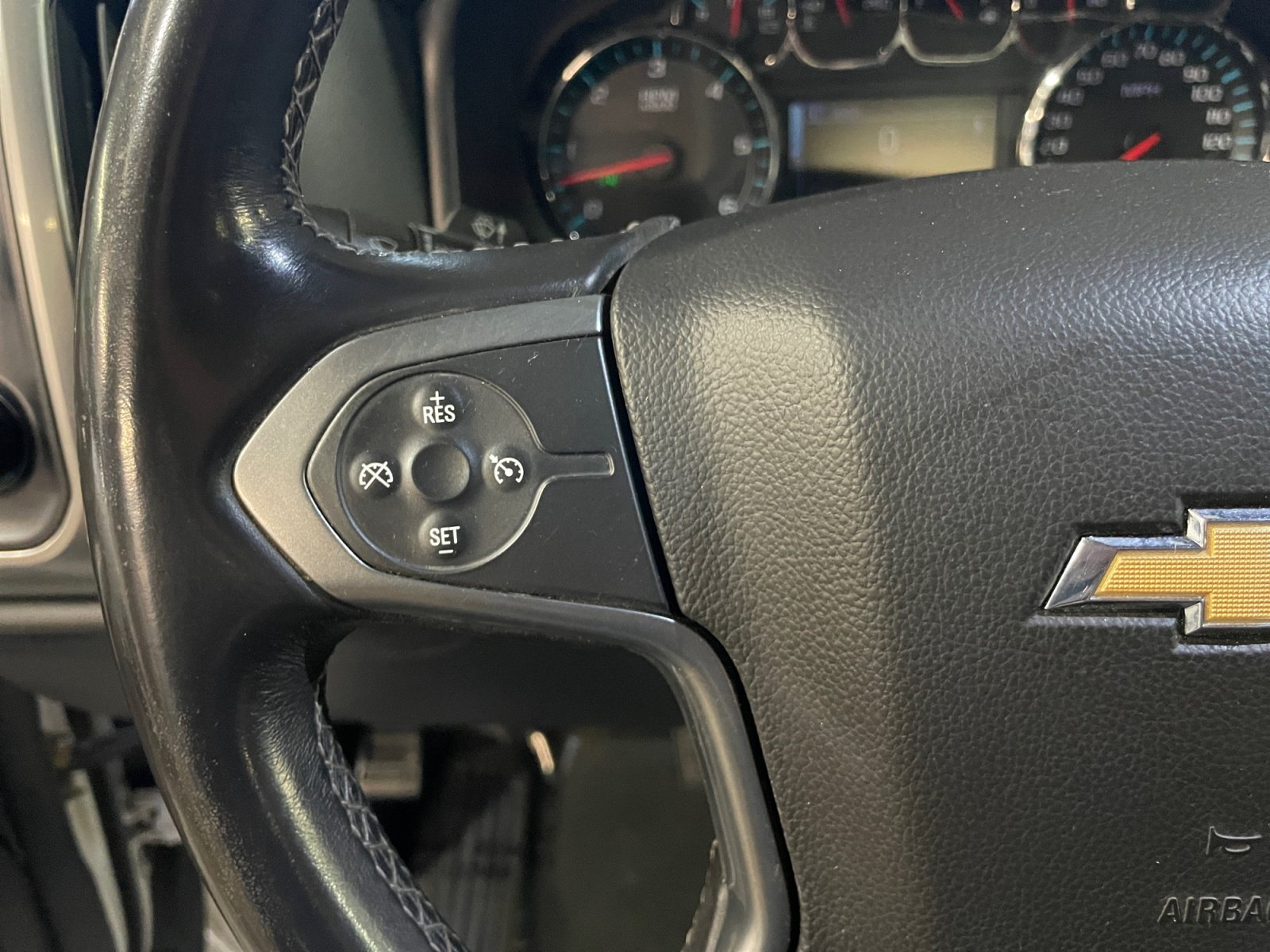 Used 2017 Chevrolet Silverado 1500 LT w/ Trailering Package AWD/4WD image 10