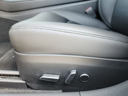 Used 2023 Tesla Model 3 Standard Range image 23