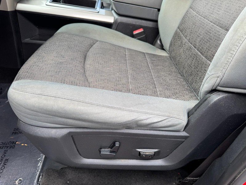 Used 2015 RAM 1500 Big Horn AWD/4WD image 15