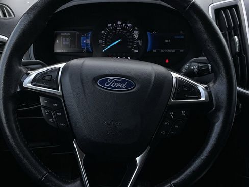 Used 2024 Ford Edge SEL image 12