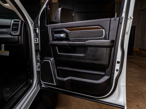 Used 2024 RAM 3500 Laramie w/ Bed Utility Group image 37