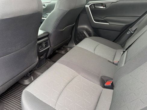 Used 2023 Toyota RAV4 XLE image 9