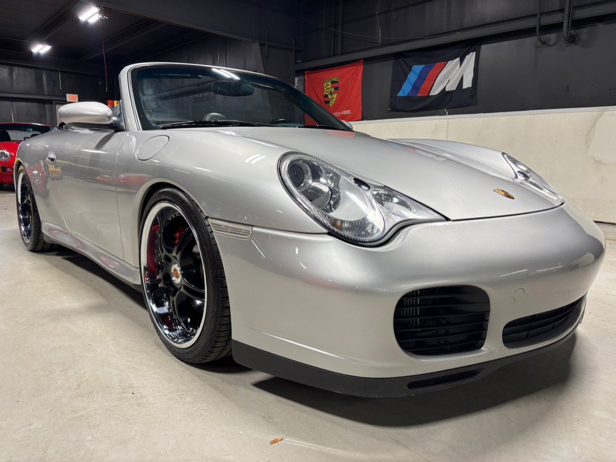 Used 2004 Porsche 911 Carrera 4S AWD/4WD image 2