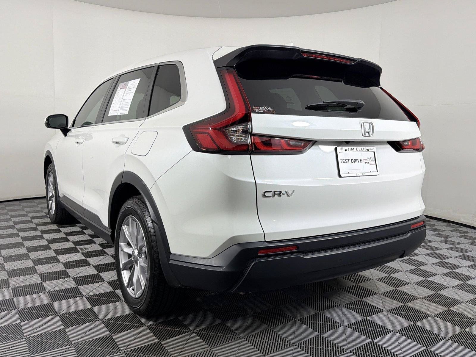 Used 2024 Honda CR-V EX image 4