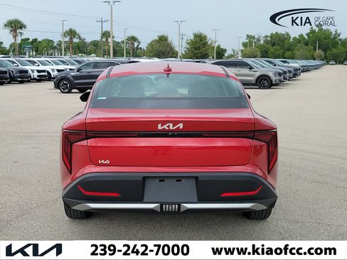 New 2026 Kia K4 LXS FWD image 5