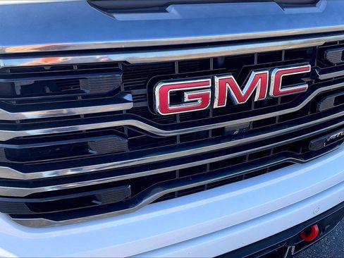 Used 2023 GMC Sierra 1500 AT4 w/ AT4 Premium Package image 27