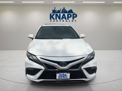 Used 2022 Toyota Camry XSE w/ Cold Weather Package image 8