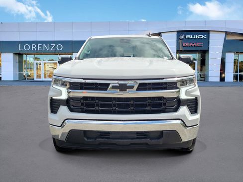 Used 2025 Chevrolet Silverado 1500 LT image 2