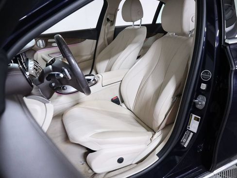 Certified 2018 Mercedes-Benz E 400 4MATIC Sedan image 35