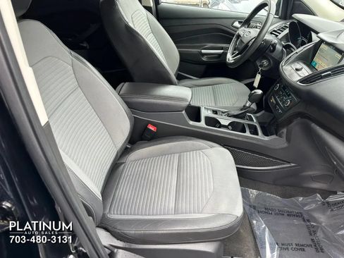 Used 2018 Ford Escape SE w/ SE Sport Appearance Package AWD/4WD image 14