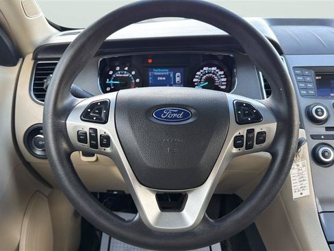 Used 2016 Ford Taurus SE FWD image 23