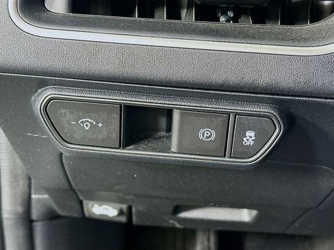 Used 2025 Kia K4 LXS image 17