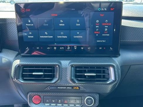 Certified 2024 Ford Mustang Coupe RWD image 18