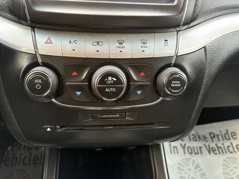 Used 2019 Dodge Journey GT AWD/4WD image 11