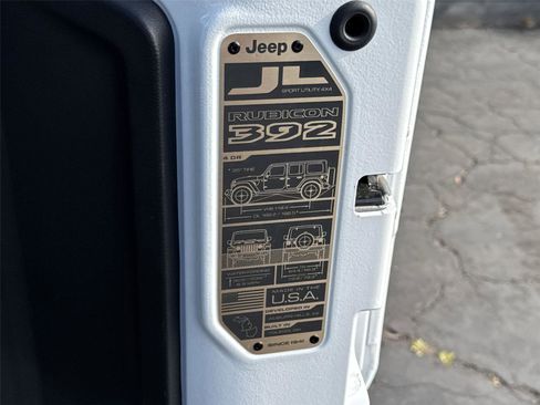 Used 2023 Jeep Wrangler Unlimited Rubicon 392 image 9